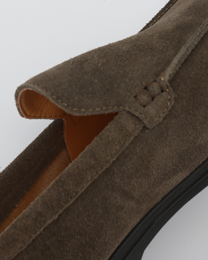Berlin – Mocasín de Ante (Suela Oscura)