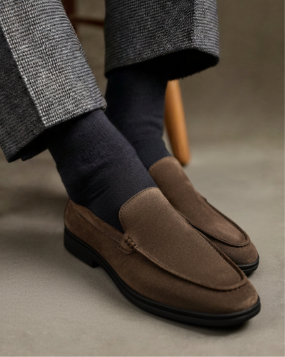 Berlin – Mocasín de Ante (Suela Oscura)